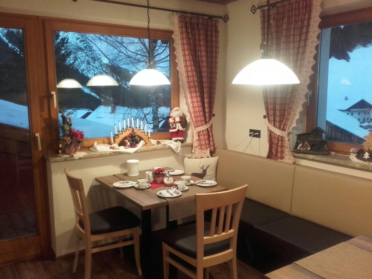 Gaestehaus Alpenblick Berwang Luaran gambar
